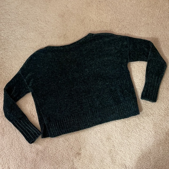 Dark green Hollister crop velvet top - Picture 4 of 4